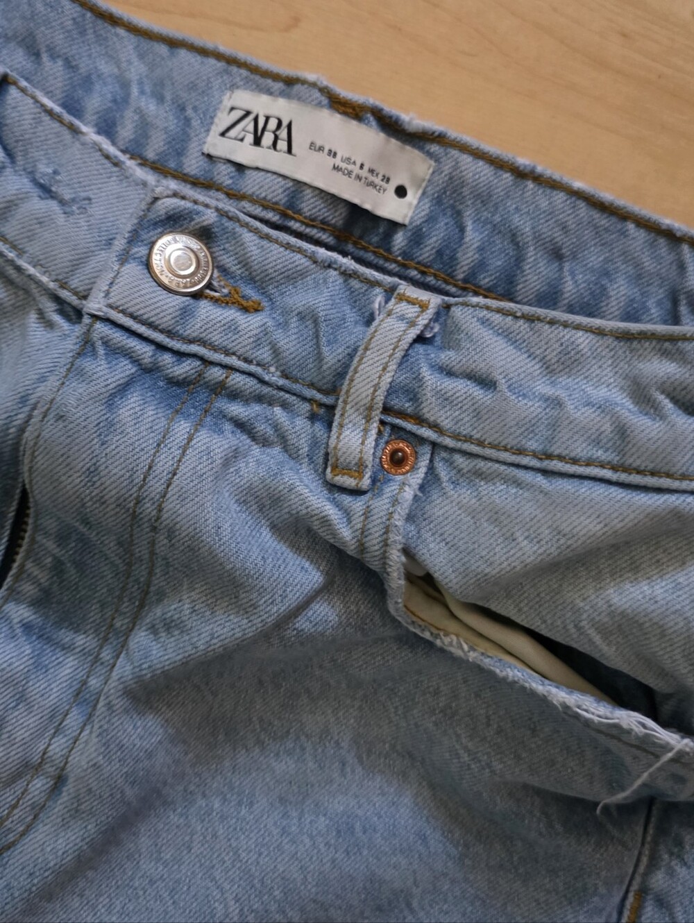 Zara Light Blue High-Rise Wide-Leg Jeans - Picture 4 of 5